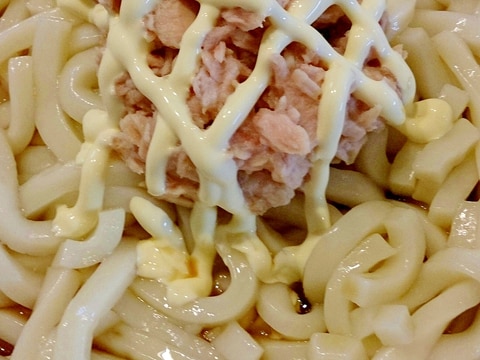 お子様用に！簡単！ツナマヨぶっかけうどん